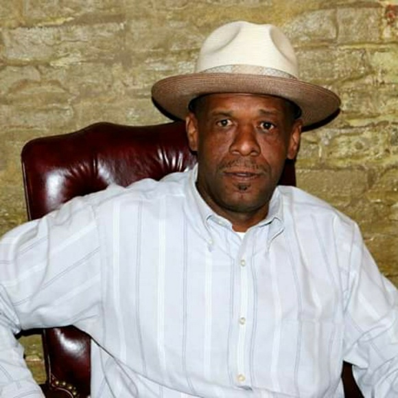 Meet your Posher, Ricky - Picture 1 of 1